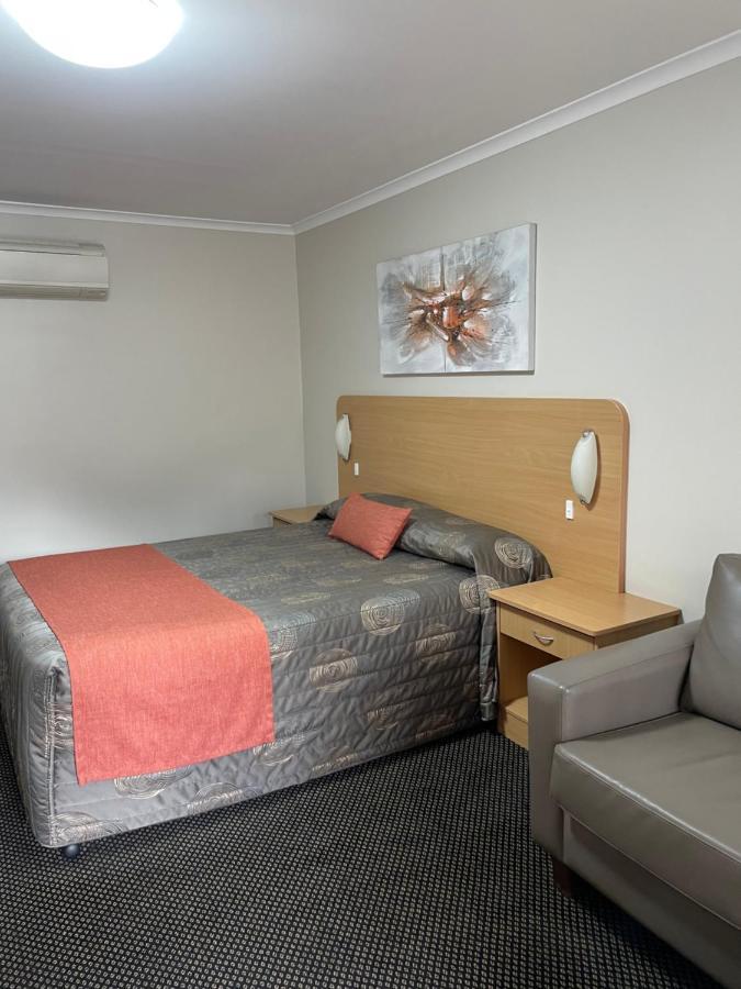 Cattlemans Country Motor Inn & Serviced Apartments Dubbo Buitenkant foto