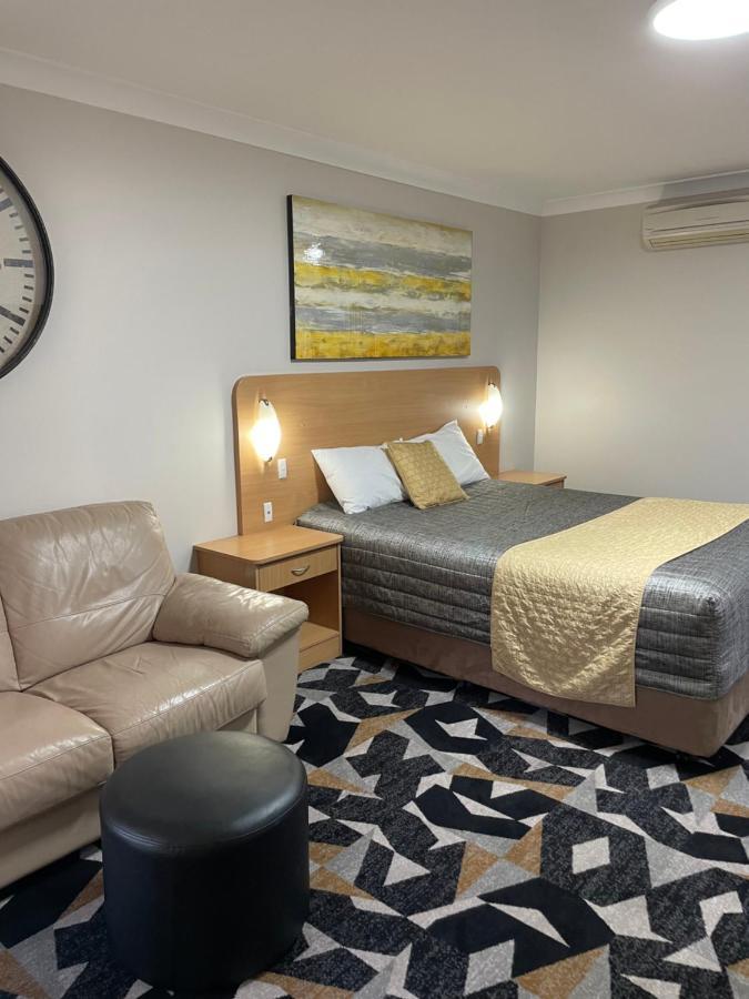 Cattlemans Country Motor Inn & Serviced Apartments Dubbo Buitenkant foto