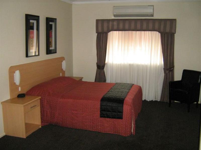 Cattlemans Country Motor Inn & Serviced Apartments Dubbo Buitenkant foto