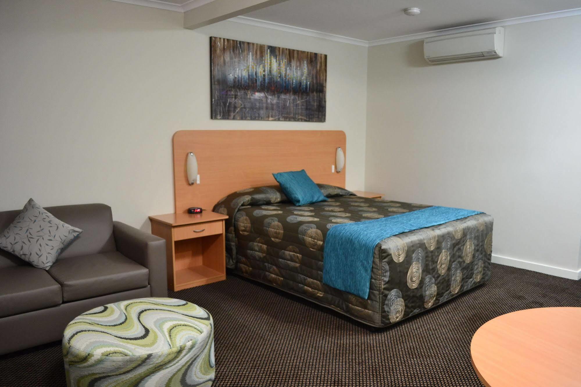 Cattlemans Country Motor Inn & Serviced Apartments Dubbo Buitenkant foto