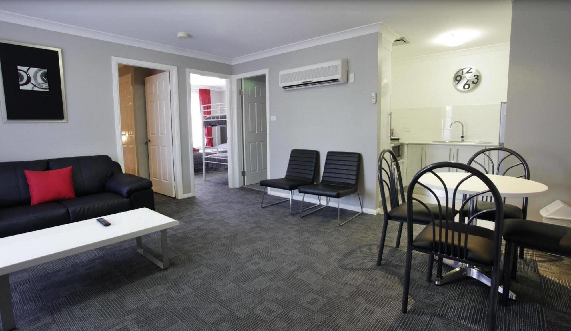 Cattlemans Country Motor Inn & Serviced Apartments Dubbo Buitenkant foto