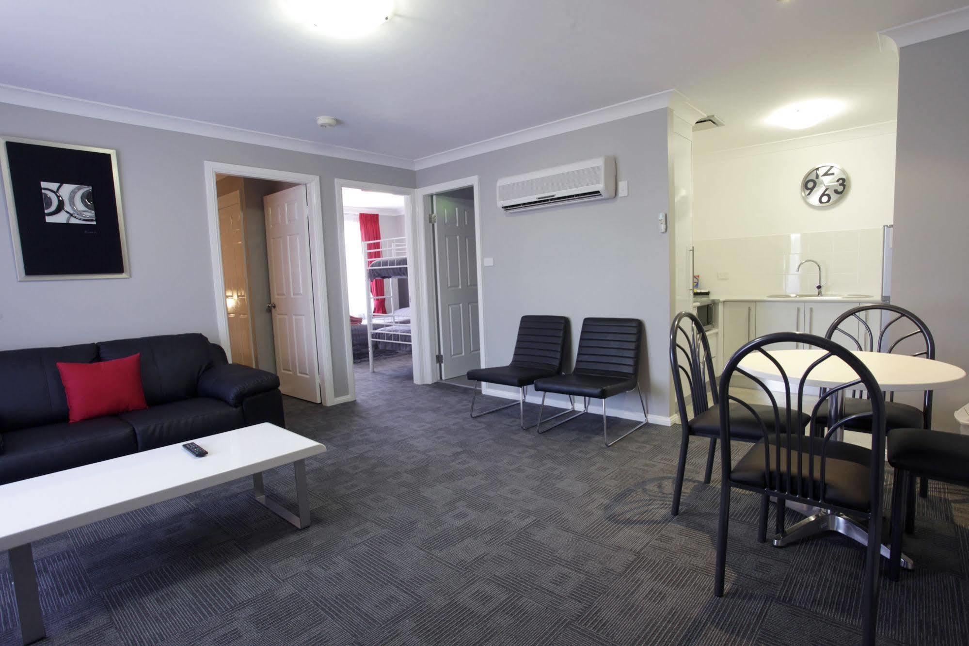 Cattlemans Country Motor Inn & Serviced Apartments Dubbo Buitenkant foto